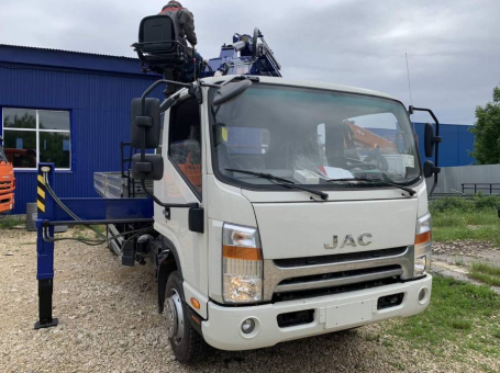 JAC N90 бурильно-крановая машина (БКМ)