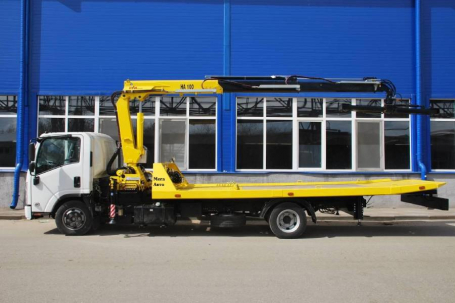 Эвакуатор Isuzu 75 со сдвижной платформой и краном-манипулятором (КМУ)